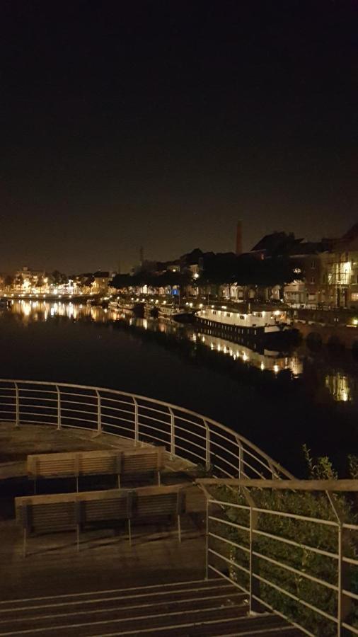 Hotel The Boatel Gent Bagian luar foto